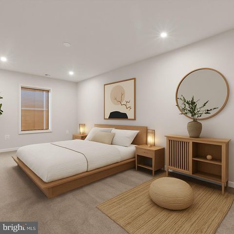 9010 DOVES LN, Manassas, VA 20112