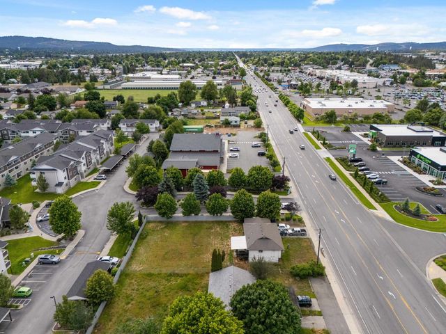 16108 E Broadway Ave, Spokane Valley, WA 99037