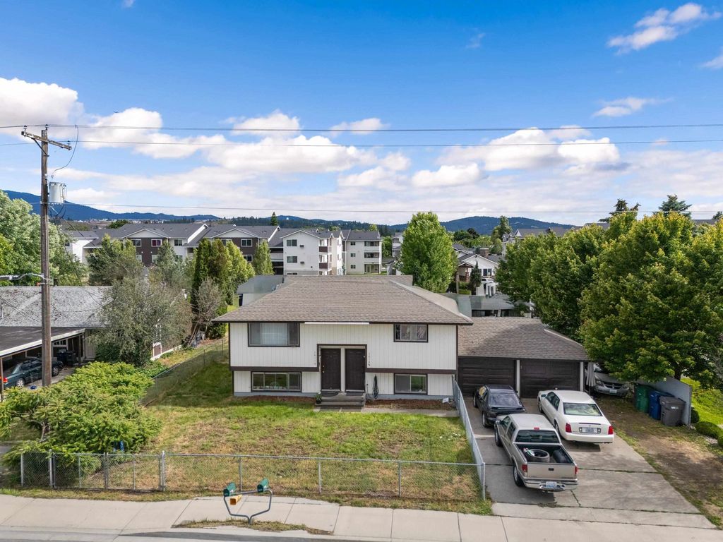 16108 E Broadway Ave, Spokane Valley, WA 99037