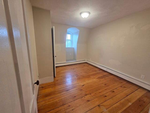 267 Lafayette St 3, Salem, MA 01970