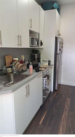 2420 NW 34th Street, Miami, FL 33142