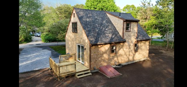 147 Chippingstone Road, Marstons Mills, MA 02648