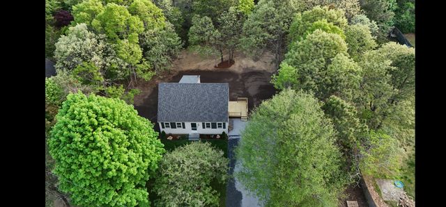 147 Chippingstone Road, Marstons Mills, MA 02648