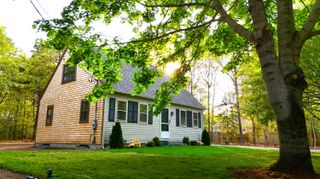 147 Chippingstone Road, Marstons Mills, MA 02648