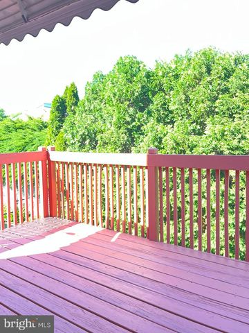 813 GREEN VALLEY DR, Philadelphia, PA 19128