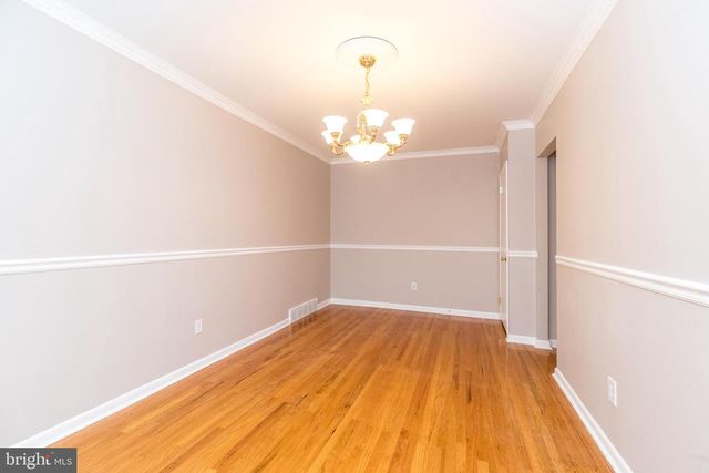 813 GREEN VALLEY DR, Philadelphia, PA 19128