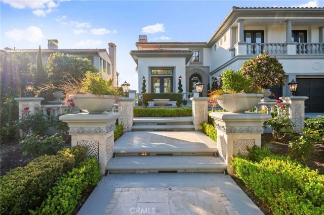 7 Vista Luci, Newport Coast, CA 92657