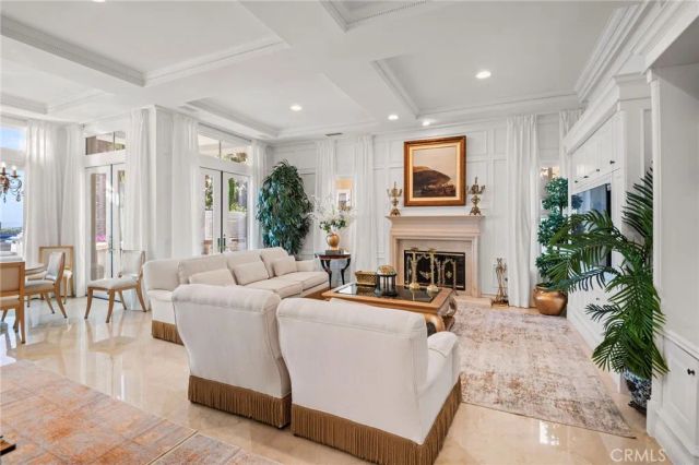 7 Vista Luci, Newport Coast, CA 92657