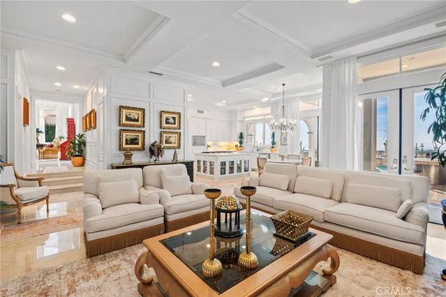 7 Vista Luci, Newport Coast, CA 92657