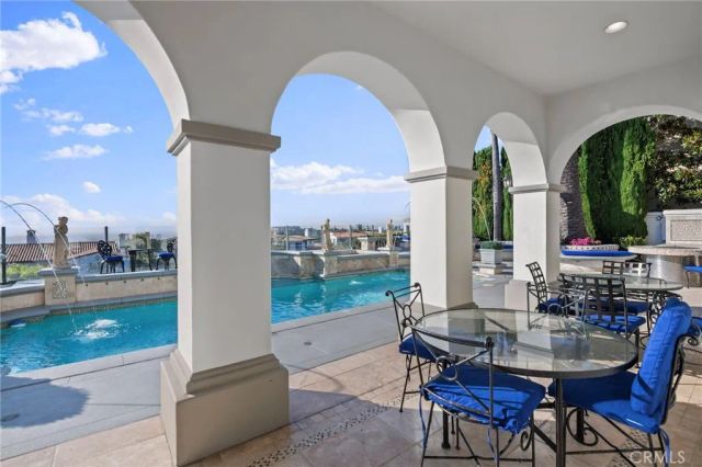 7 Vista Luci, Newport Coast, CA 92657