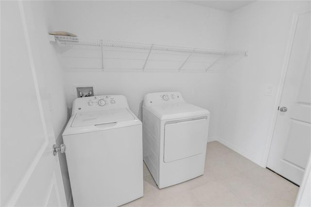 2167 LONE OAK LANE, Lakeland, FL 33801