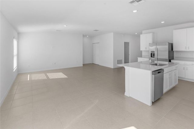 2167 LONE OAK LANE, Lakeland, FL 33801