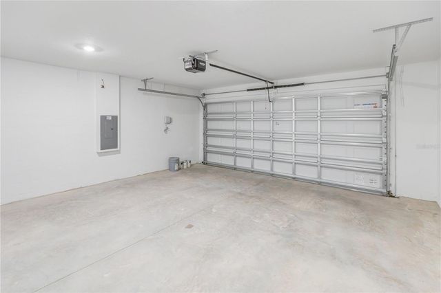 2167 LONE OAK LANE, Lakeland, FL 33801