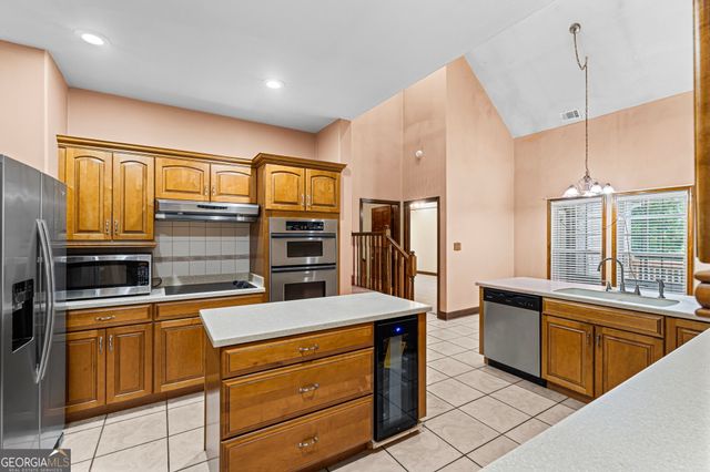 232 Bazemore Circle, Warner Robins, GA 31093