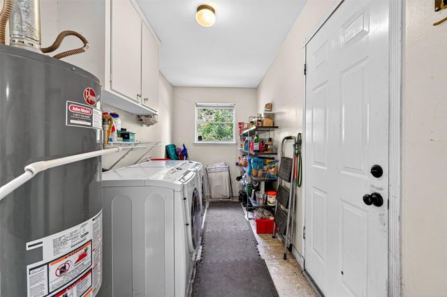 10302 Ivyridge Road, Houston, TX 77043