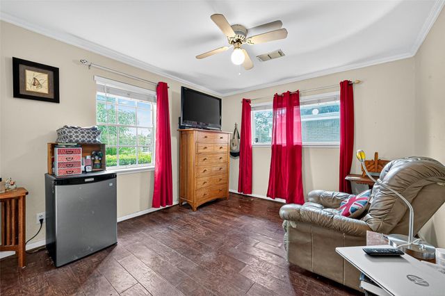 10302 Ivyridge Road, Houston, TX 77043