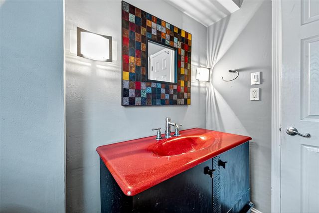 10302 Ivyridge Road, Houston, TX 77043