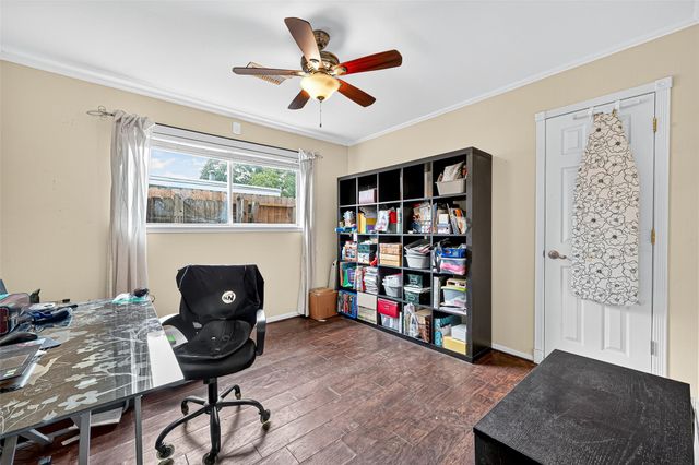 10302 Ivyridge Road, Houston, TX 77043