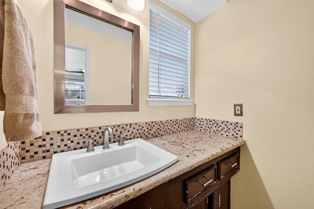 10302 Ivyridge Road, Houston, TX 77043