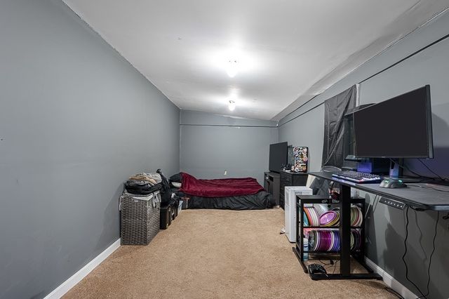 21 Epping St, Millbury, MA 01527