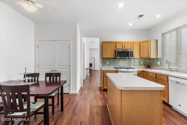 386 Harrier Drive 386, Monroe, NJ 08831