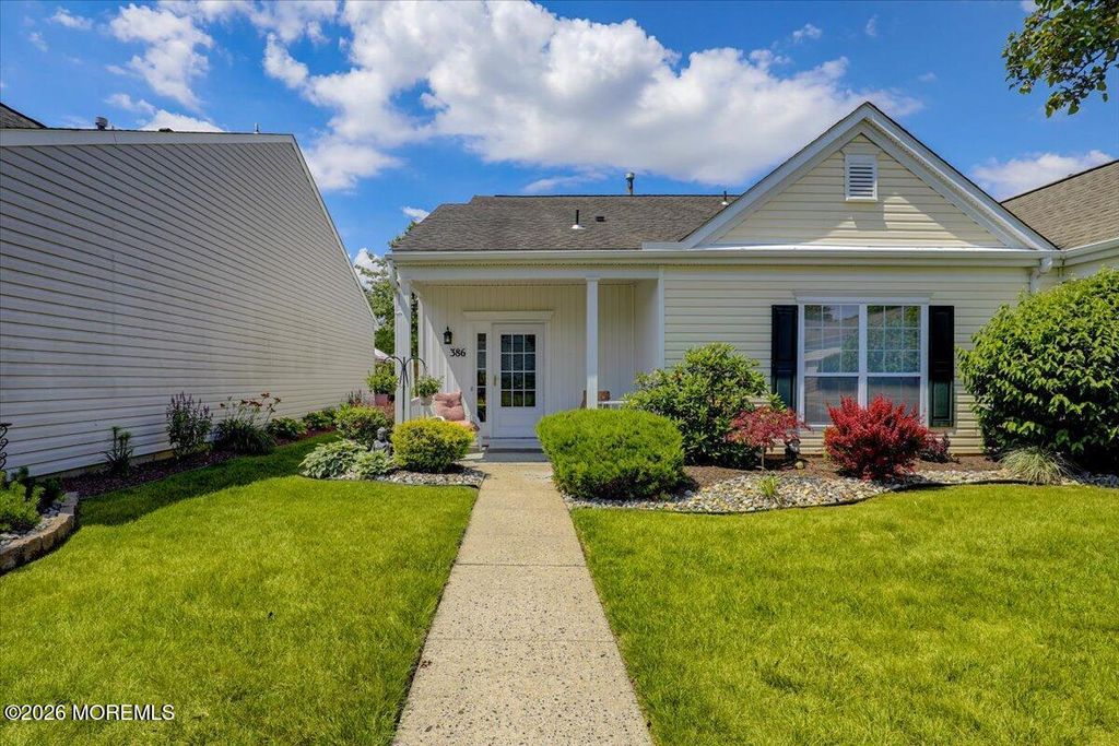 386 Harrier Drive 386, Monroe, NJ 08831