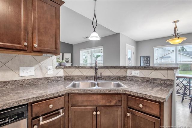 636 Wood Point Drive, Bunnlevel, NC 28323