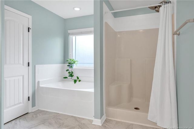 636 Wood Point Drive, Bunnlevel, NC 28323