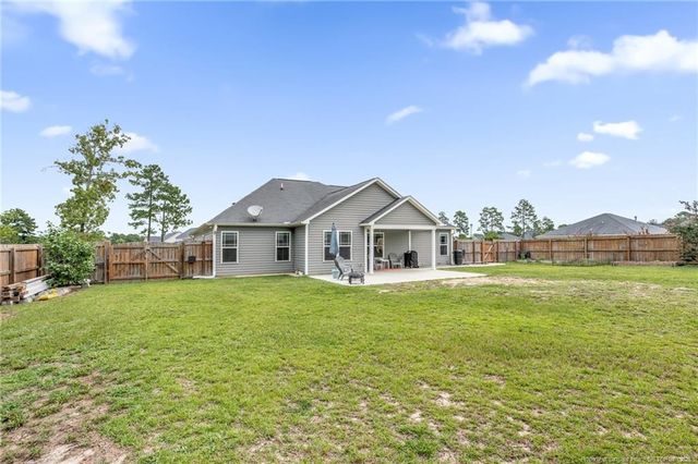 636 Wood Point Drive, Bunnlevel, NC 28323