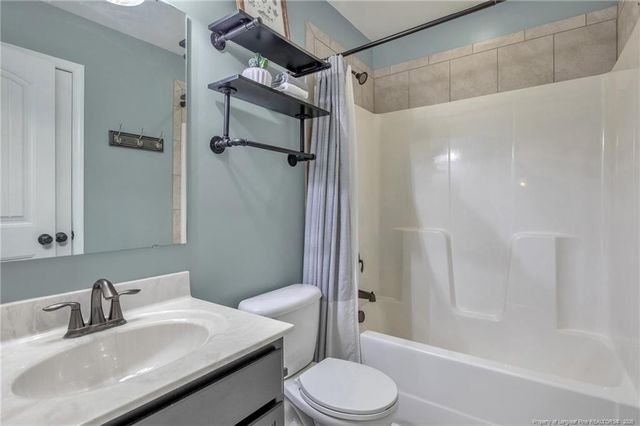 636 Wood Point Drive, Bunnlevel, NC 28323