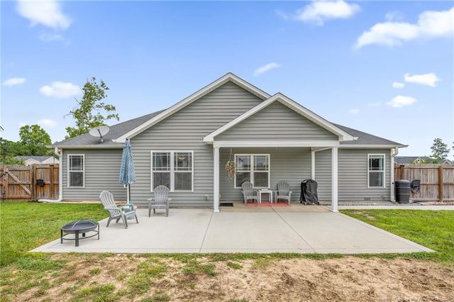 636 Wood Point Drive, Bunnlevel, NC 28323