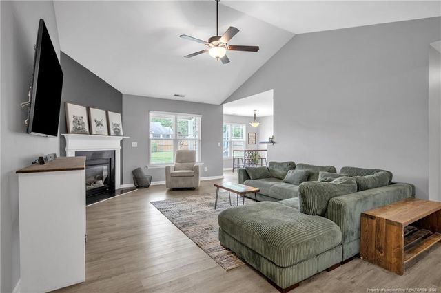636 Wood Point Drive, Bunnlevel, NC 28323