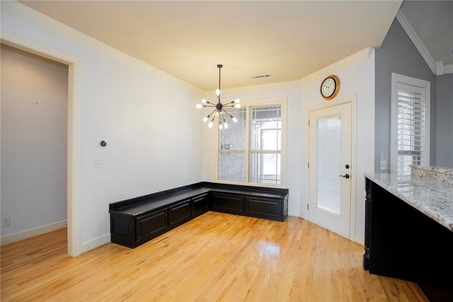 6815 W Shadow Valley Road, Rogers, AR 72758