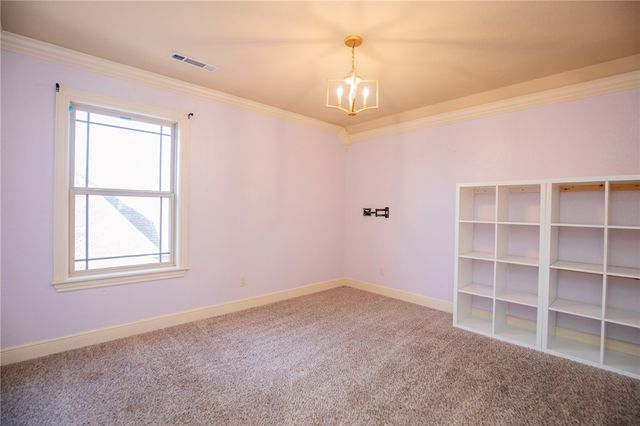 6815 W Shadow Valley Road, Rogers, AR 72758