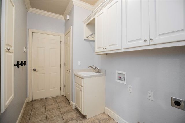 6815 W Shadow Valley Road, Rogers, AR 72758