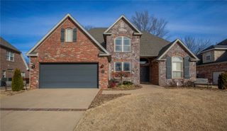 6815 W Shadow Valley Road, Rogers, AR 72758