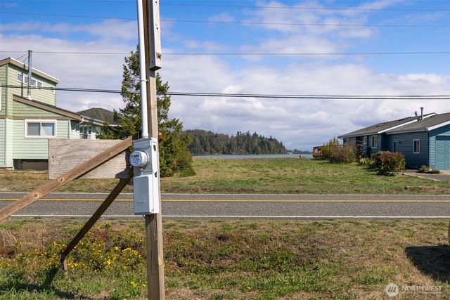 4273 Saltspring Drive, Ferndale, WA 98248