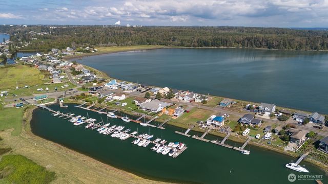 4273 Saltspring Drive, Ferndale, WA 98248