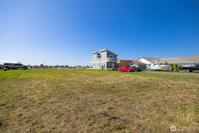 4273 Saltspring Drive, Ferndale, WA 98248