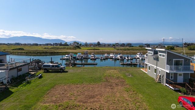 4273 Saltspring Drive, Ferndale, WA 98248