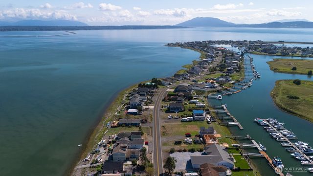 4273 Saltspring Drive, Ferndale, WA 98248