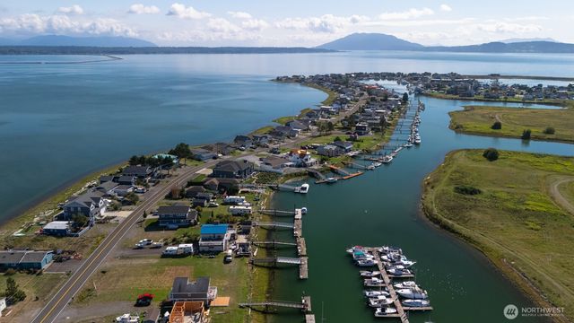 4273 Saltspring Drive, Ferndale, WA 98248