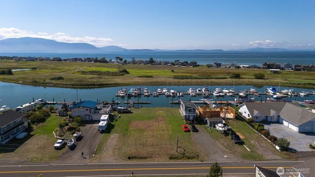 4273 Saltspring Drive, Ferndale, WA 98248