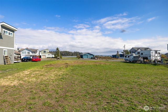 4273 Saltspring Drive, Ferndale, WA 98248