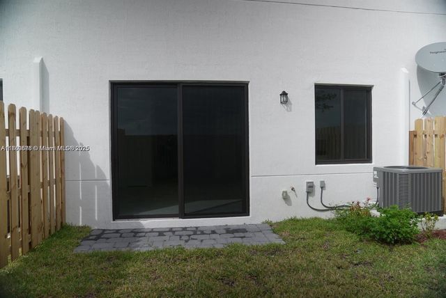 18970 SW 345th Ter, Homestead, FL 33034