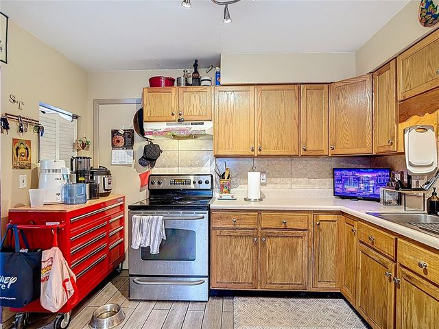 201 MASON STREET, Brandon, FL 33511