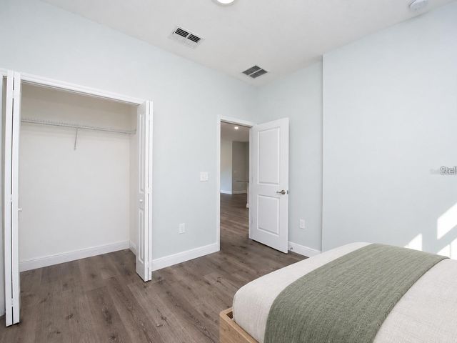 2433 AVENUE F NW, Winter Haven, FL 33880