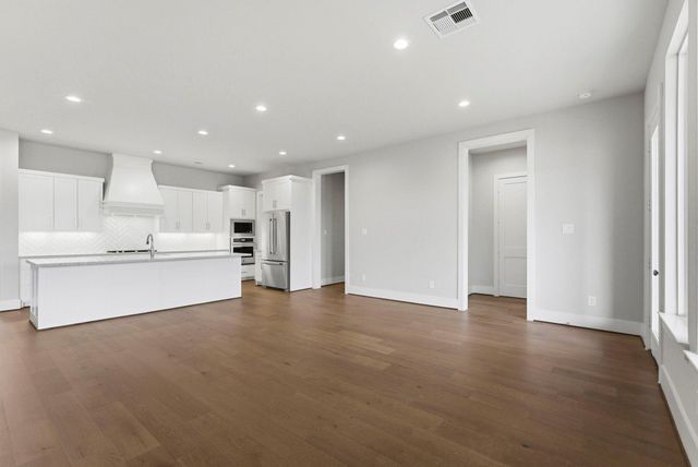 124 El Paso Bend, New Waverly, TX 77358