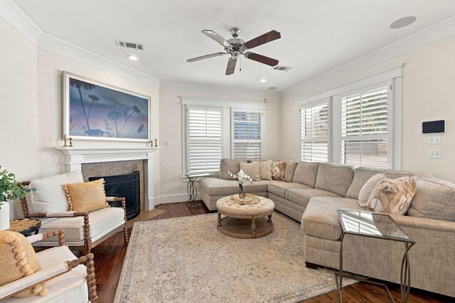 919 Ashland Street A, Houston, TX 77008