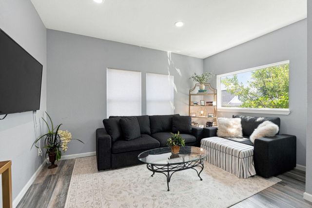919 Ashland Street A, Houston, TX 77008
